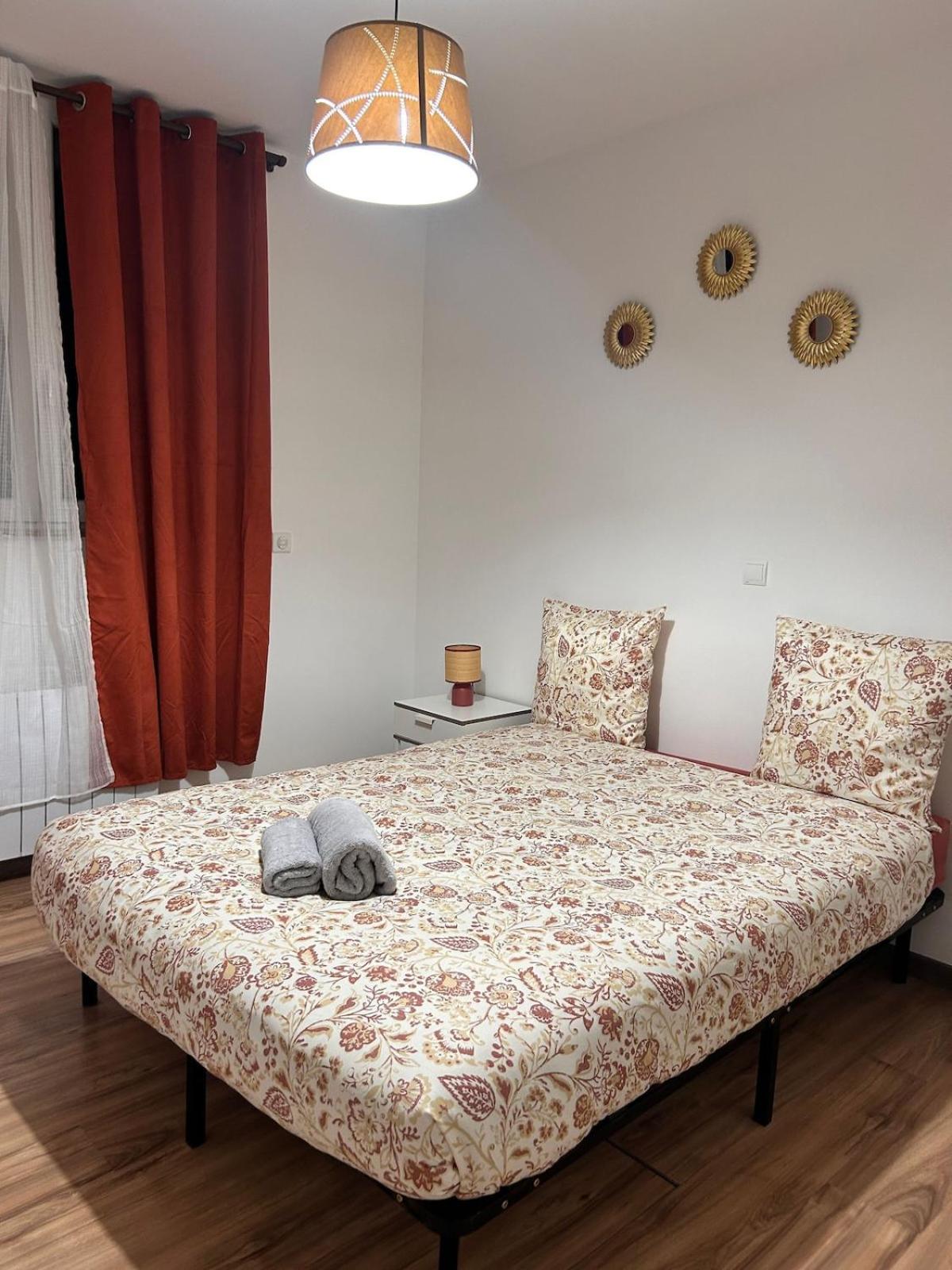 Appartement Avec 2 Jardin Privé Parking Gratuit